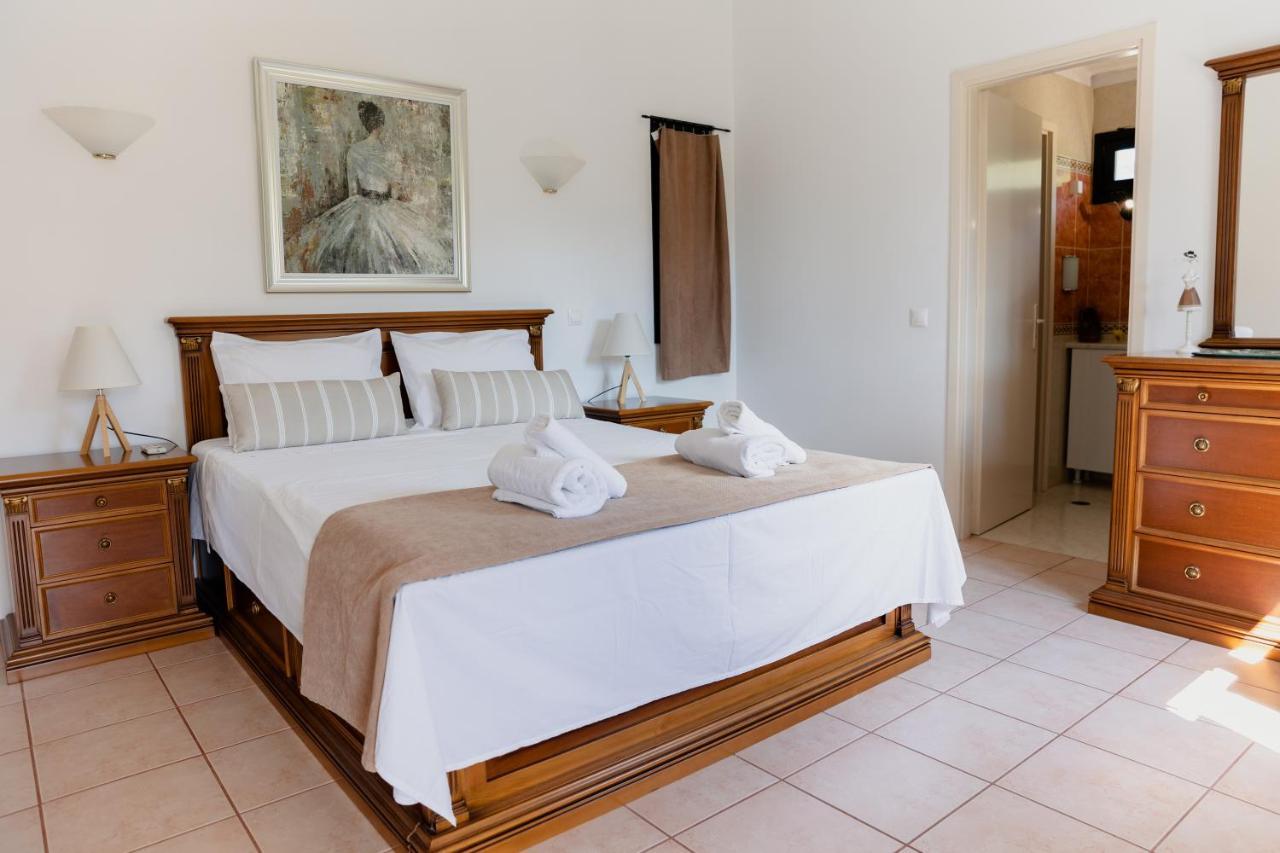Kouvelia Country Home Luxury Villa Rental Nerotrivia Экстерьер фото