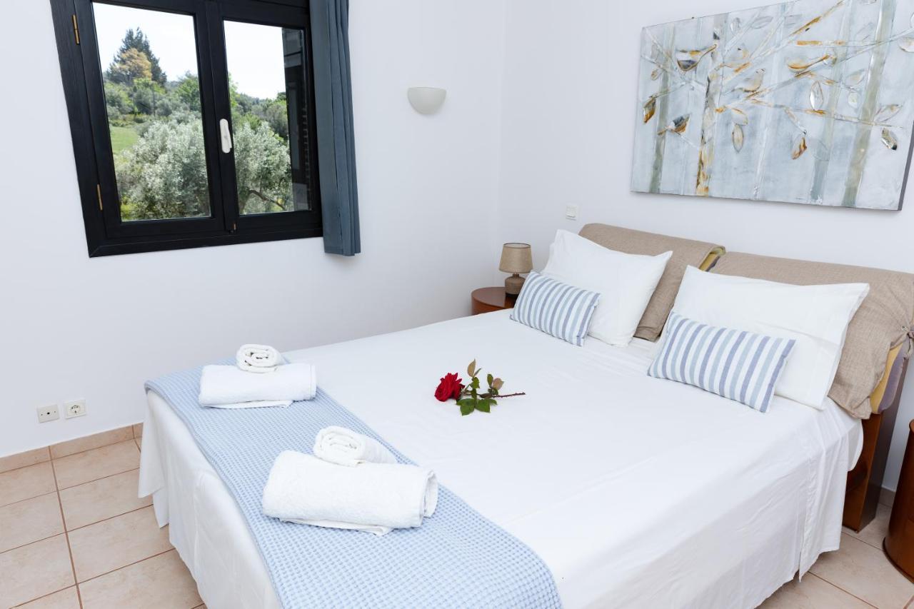 Kouvelia Country Home Luxury Villa Rental Nerotrivia Экстерьер фото