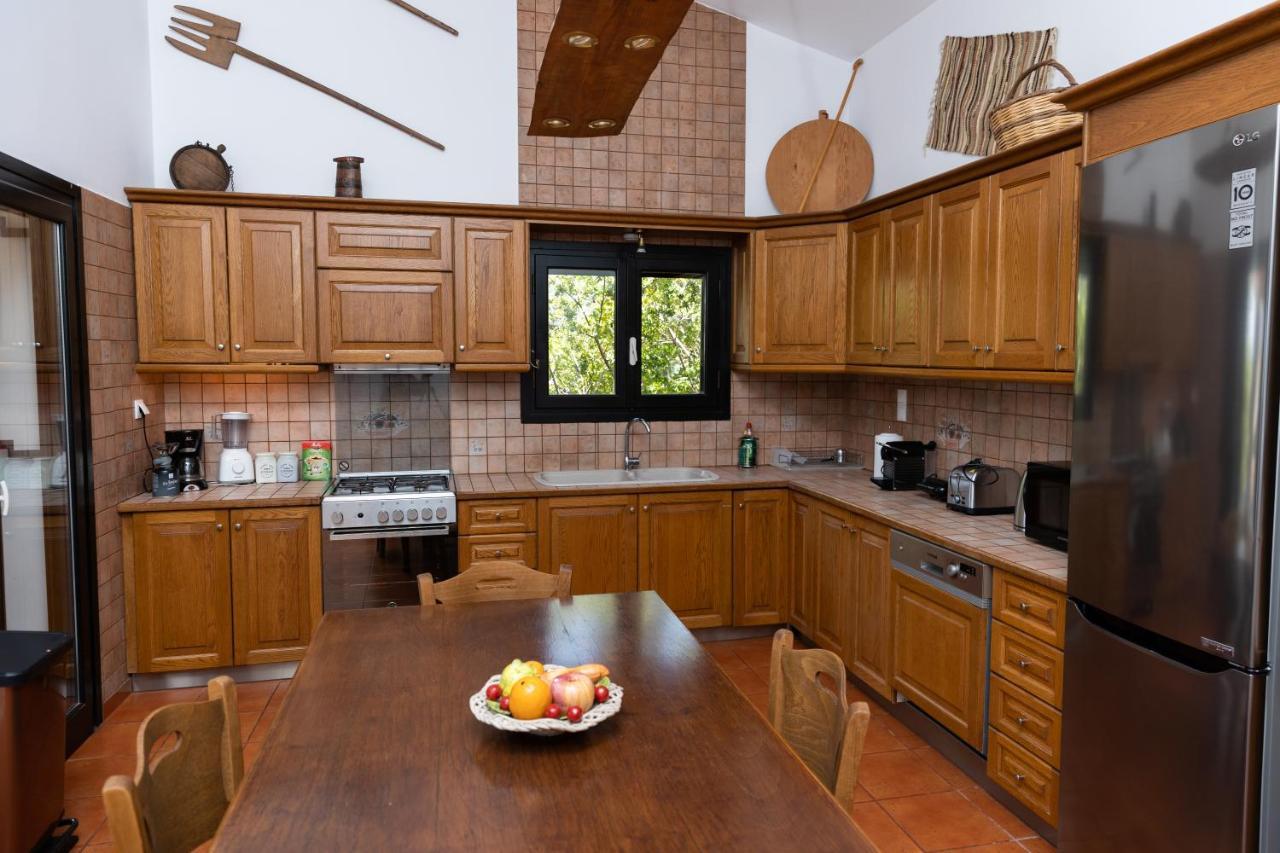 Kouvelia Country Home Luxury Villa Rental Nerotrivia Экстерьер фото