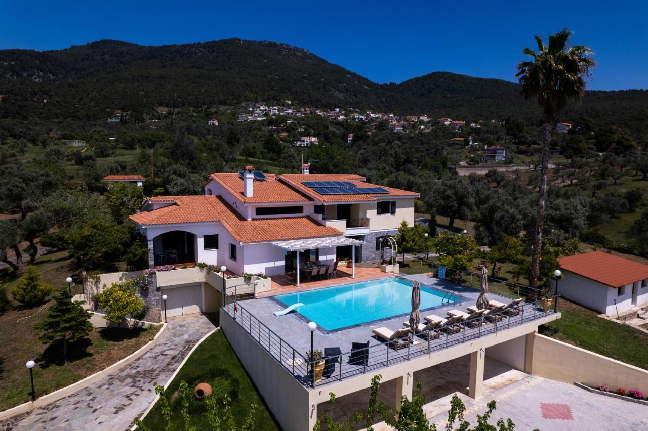 Kouvelia Country Home Luxury Villa Rental Nerotrivia Экстерьер фото