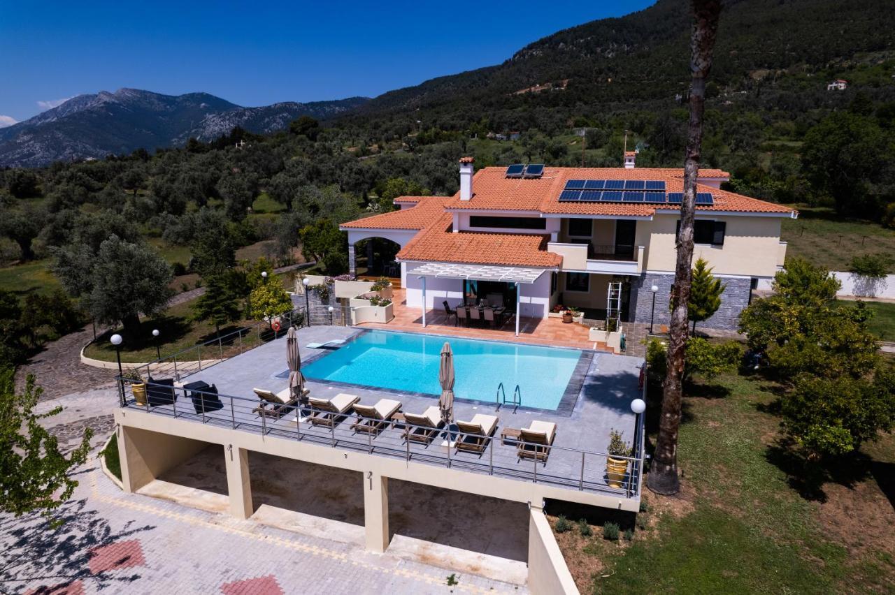 Kouvelia Country Home Luxury Villa Rental Nerotrivia Экстерьер фото